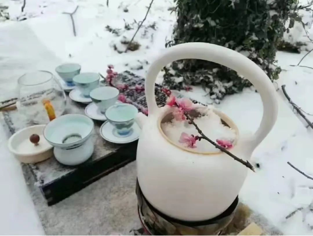 诗词丨煮雪烹茶，静夜听雪，古人的冬天也浪漫 - 第1张