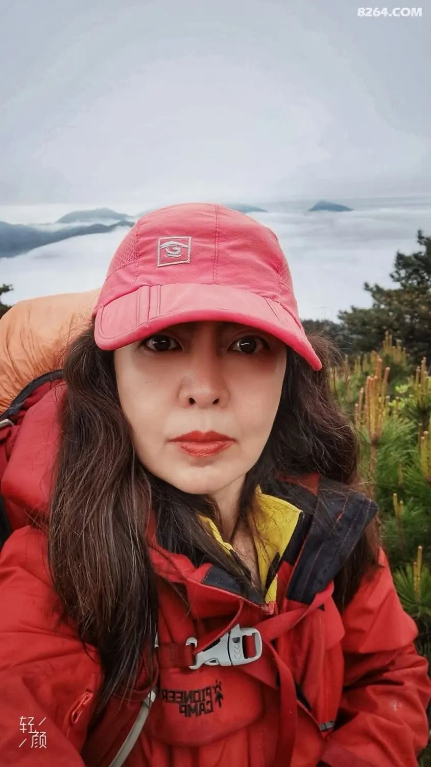 女子单人五一重装武功山全穿，狂风暴雨，云海奔涌，杜鹃娇艳，这景色绝了 - 第119张