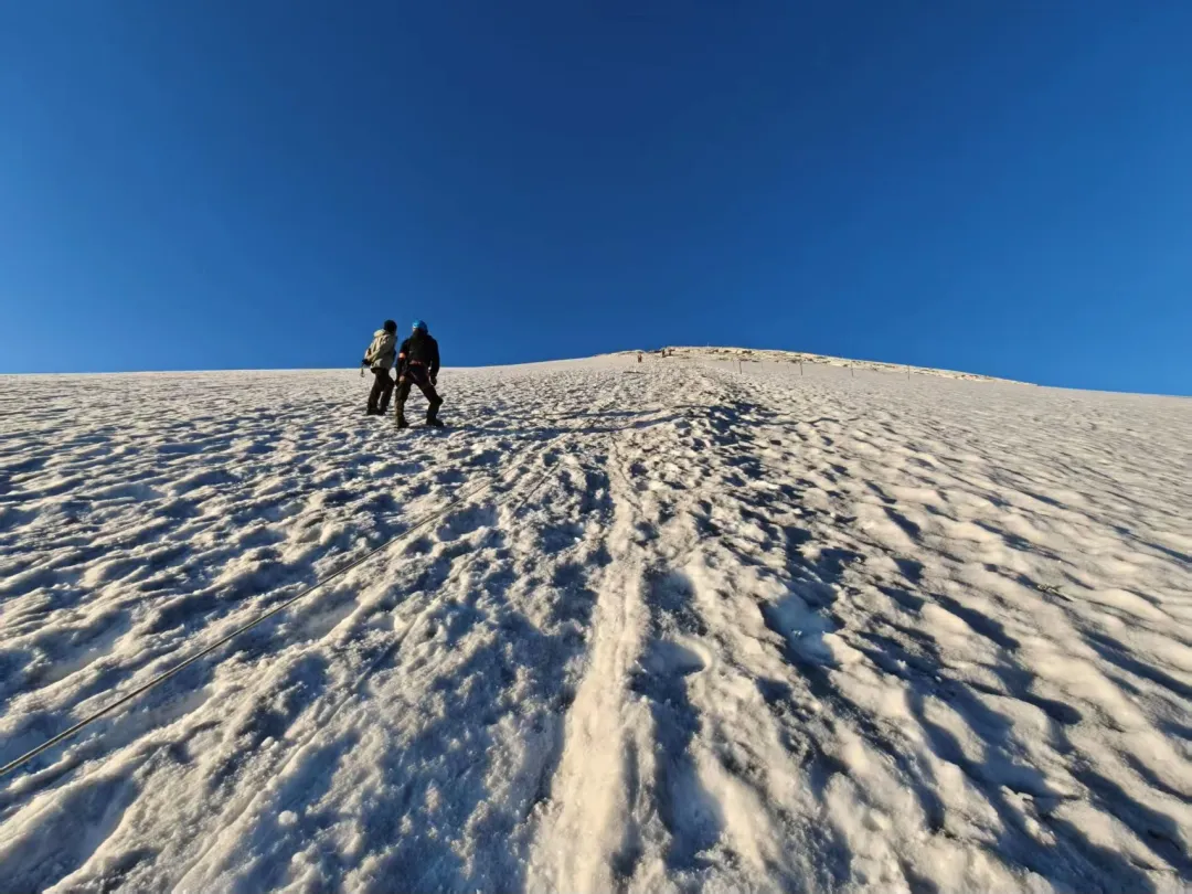 哈巴雪山八天两起坠亡，入门级雪山有腿就行？ - 第7张